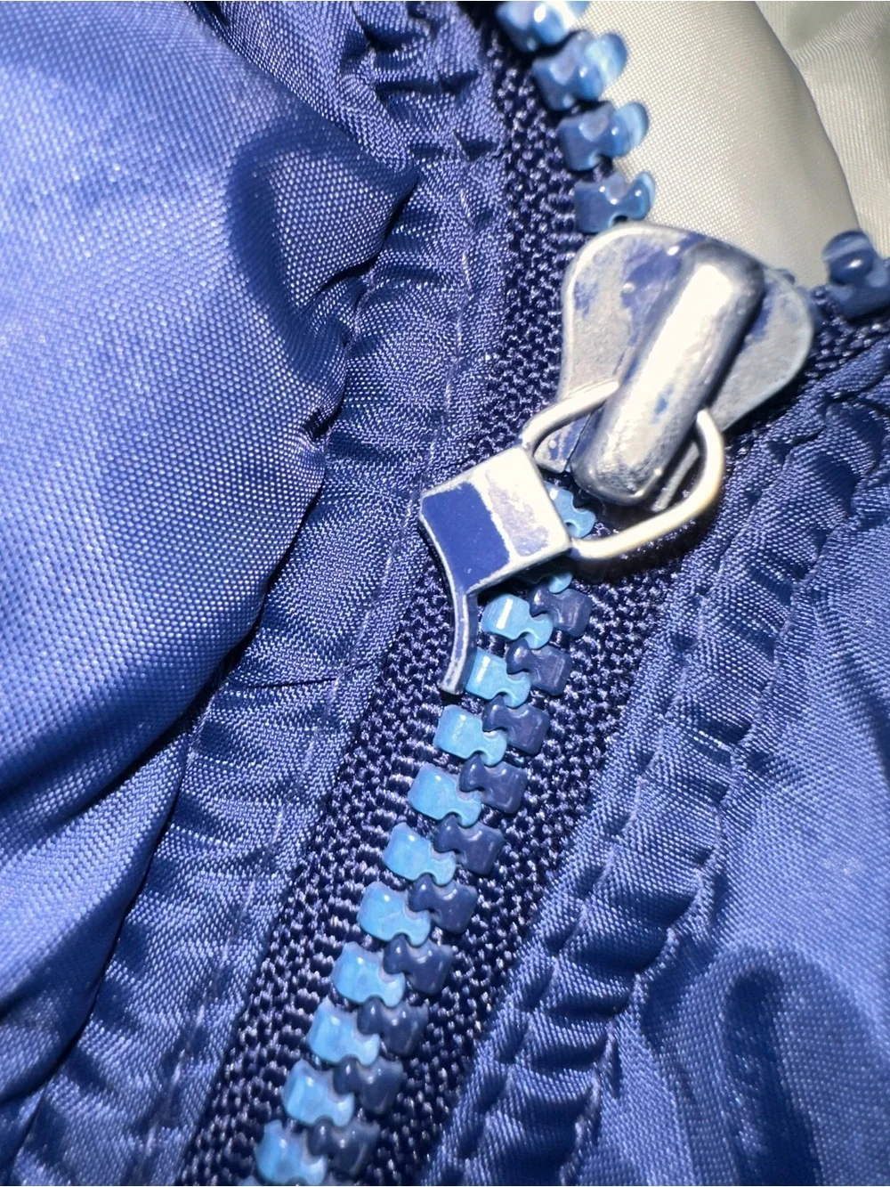 ⭐️ Vintage Men’s Med Puffer Bomber Jacket - Navy & Cream - Picture 5 of 14